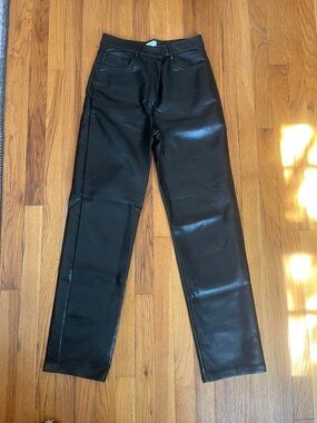 Aritzia Wilfred Black Vegan Leather Straight-Leg Pants